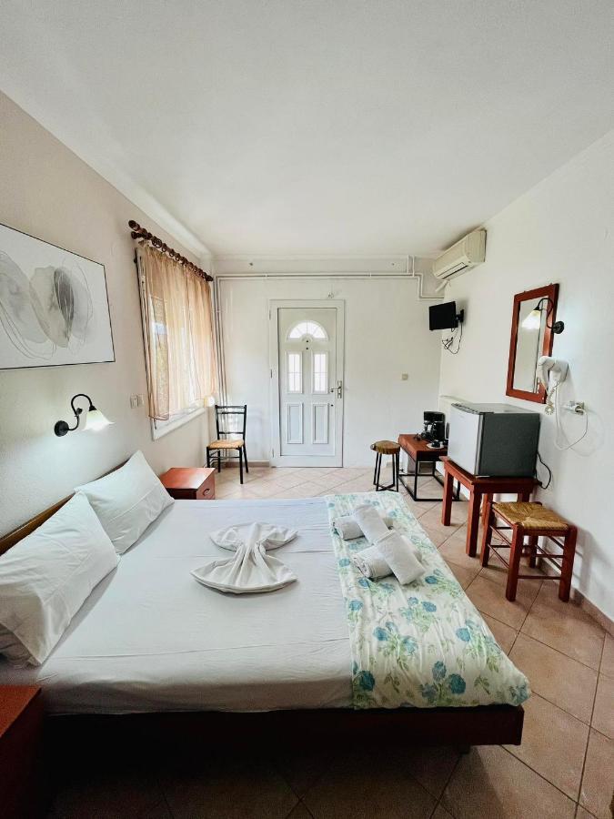 Poplar Lofts & Apartments Karavouzi Prinos  Ngoại thất bức ảnh